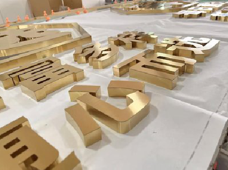 武穴拉丝不锈钢字的特点。